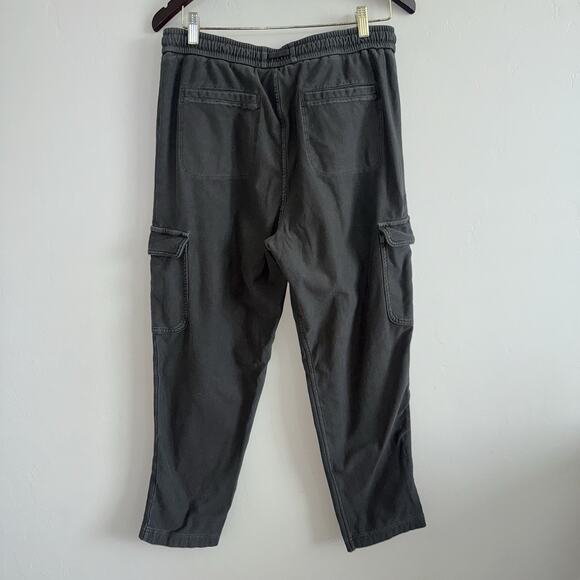 Athleta Farallon Cargo Crop Pants Cypress Green Gray Pull On Pockets Womans Sz 8 - Picture 9 of 9